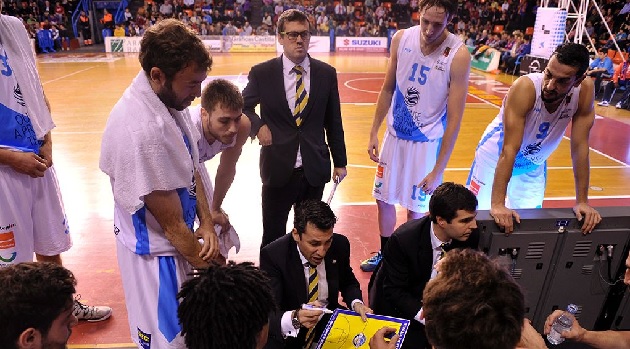 El Club Ourense Baloncesto vence en el festival del triple y logra la tercera en un gran partido ante Burgos